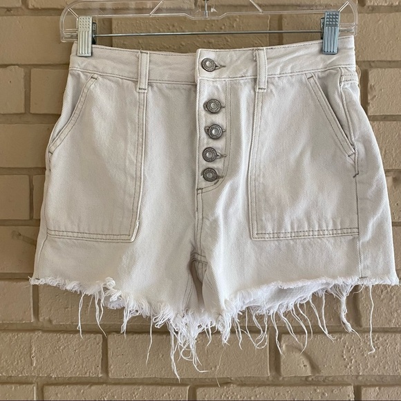 Free People We The Free Jesse Carpenter Button Fly Raw Hem Jean Shorts Size 24 - Picture 3 of 9